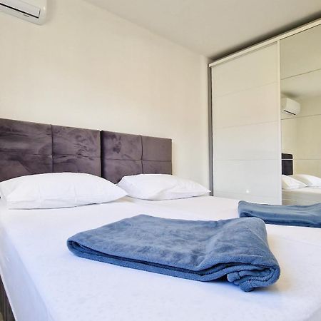 Villa Apartments Marko & Simun Kaštela 외부 사진