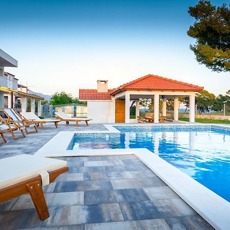 Villa Apartments Marko & Simun Kaštela 외부 사진