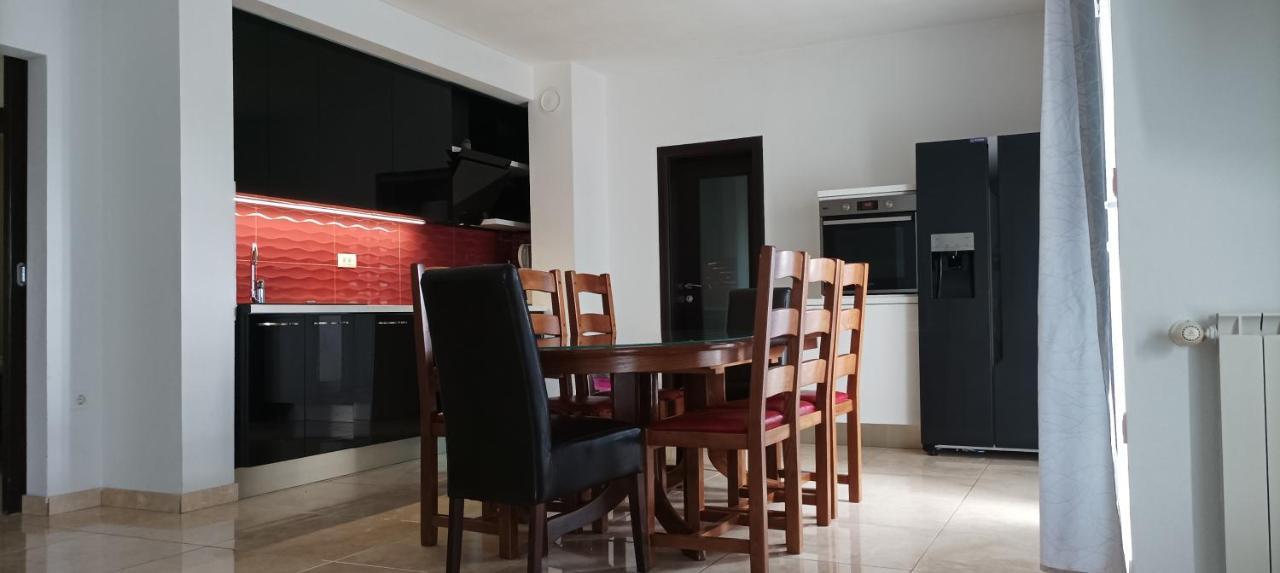 Villa Apartments Marko & Simun Kaštela 외부 사진