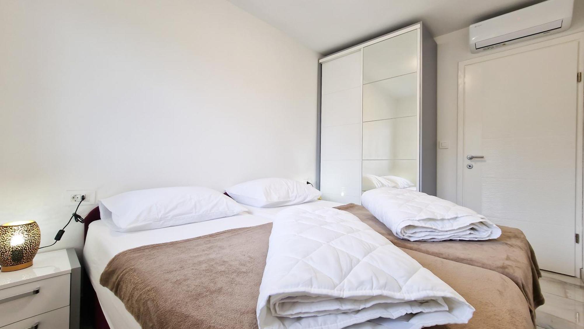 Villa Apartments Marko & Simun Kaštela 외부 사진