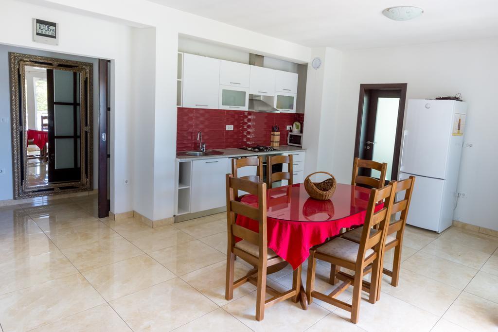 Villa Apartments Marko & Simun Kaštela 외부 사진