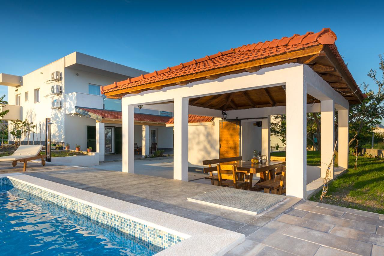 Villa Apartments Marko & Simun Kaštela 외부 사진